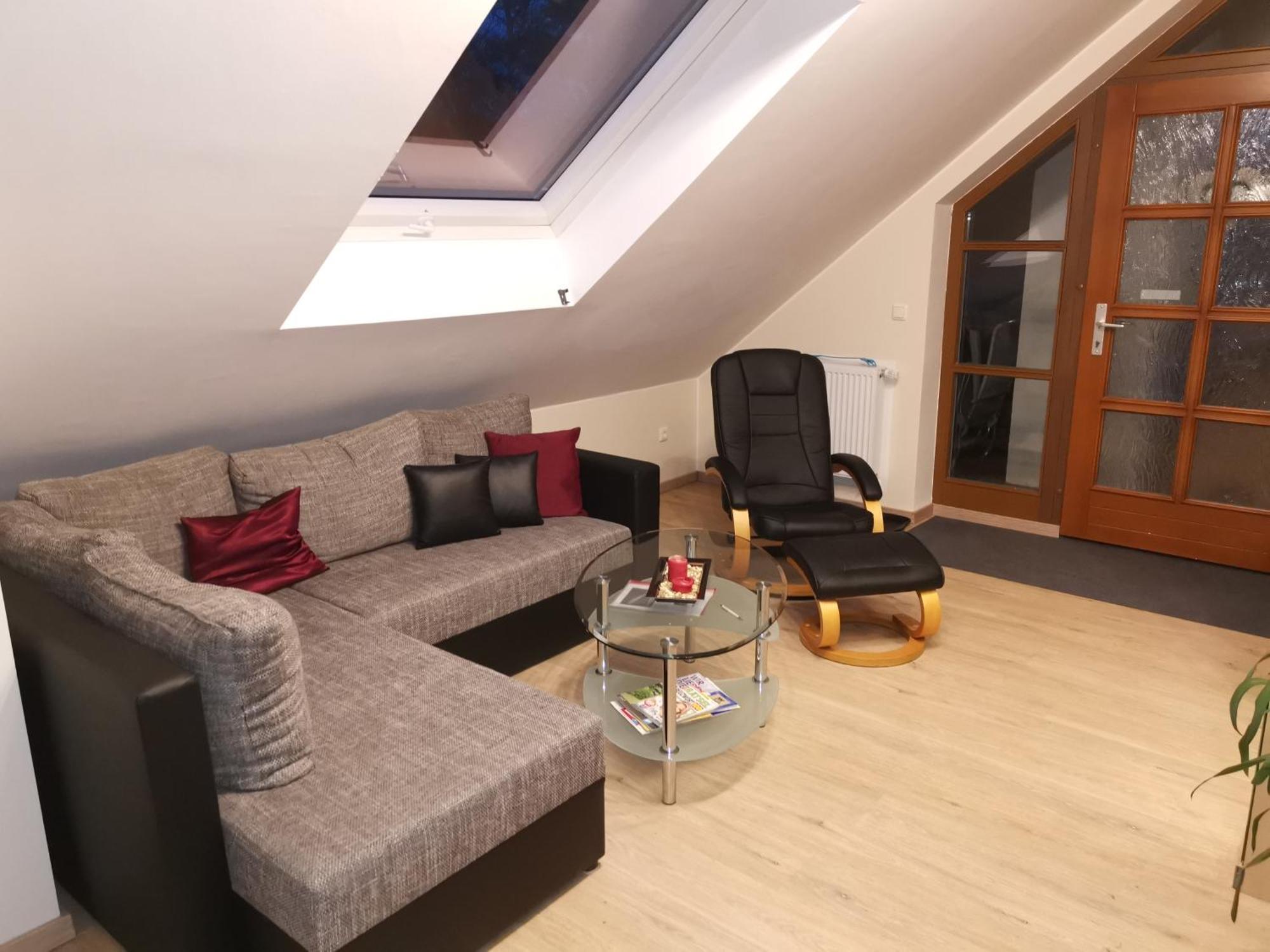 Studio Und Apartment Auf Dem Pferdehof Burgpreppach Buitenkant foto
